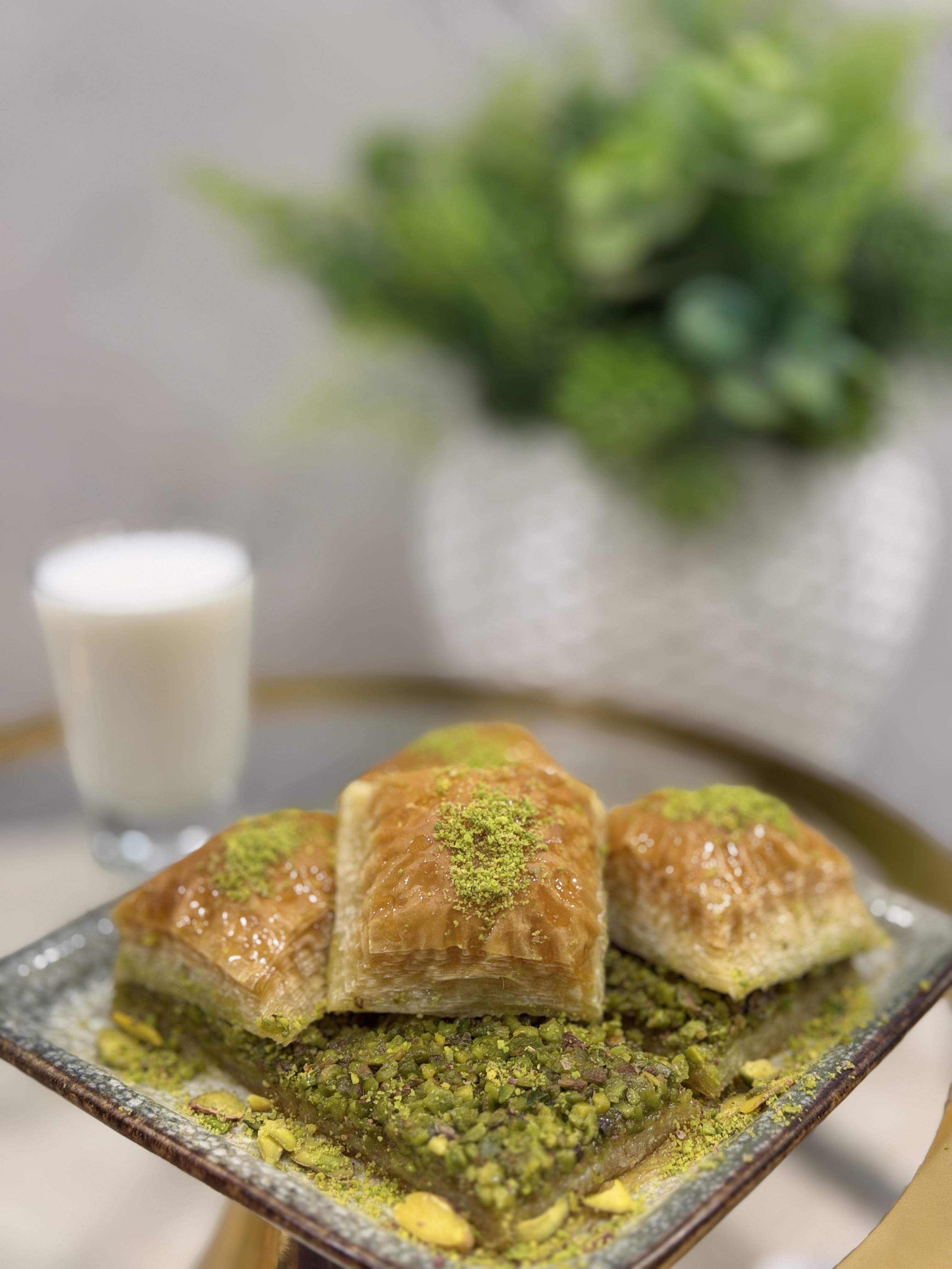Özel Kare Fıstıklı Baklava